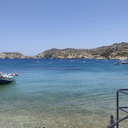 Komissa΄S Beach House Agia Pelagia  Esterno foto