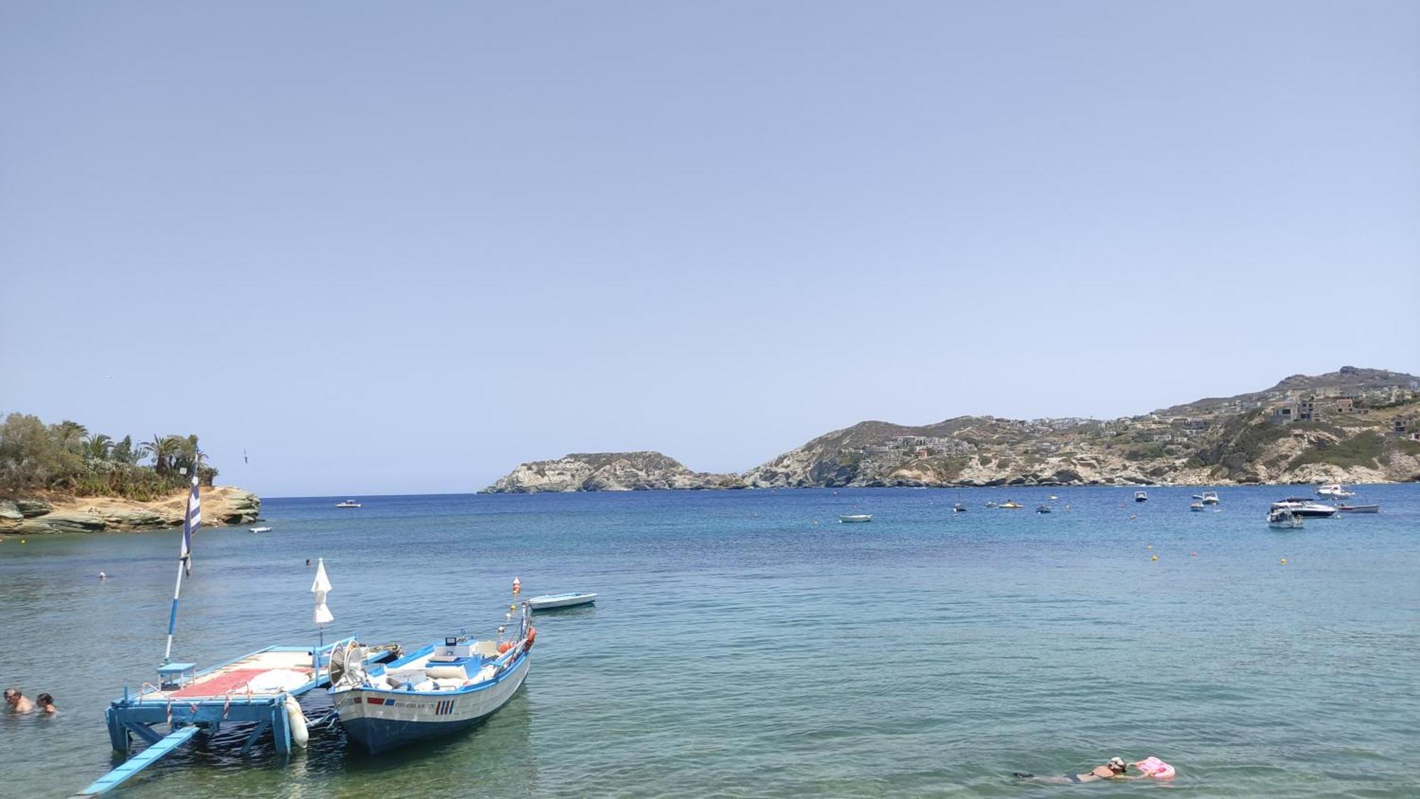 Komissa΄S Beach House Agia Pelagia  Esterno foto