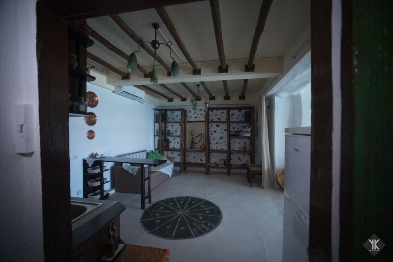 Komissa΄S Beach House Agia Pelagia  Esterno foto