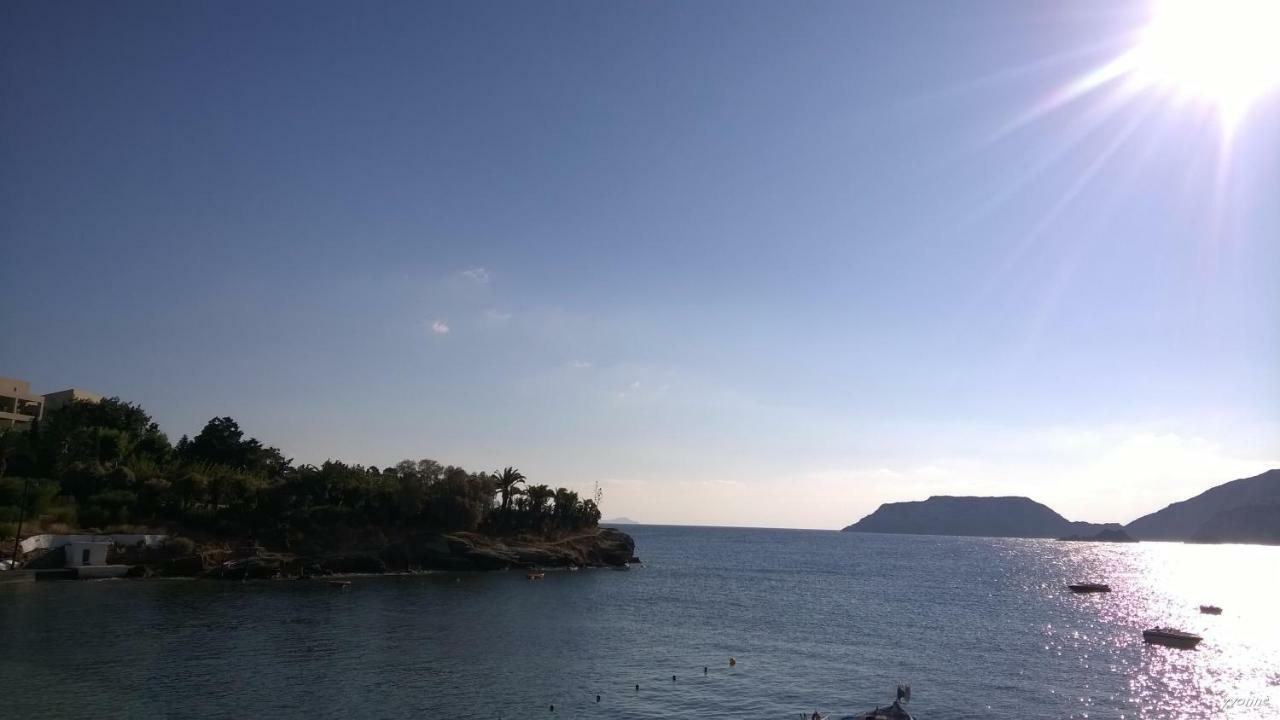 Komissa΄S Beach House Agia Pelagia  Esterno foto