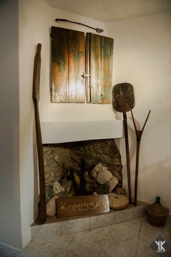 Komissa΄S Beach House Agia Pelagia  Esterno foto