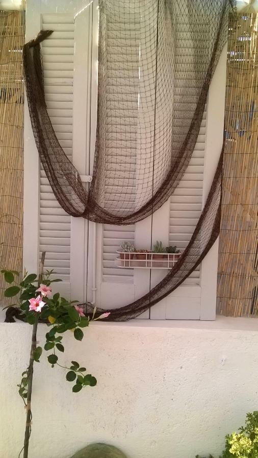 Komissa΄S Beach House Agia Pelagia  Esterno foto